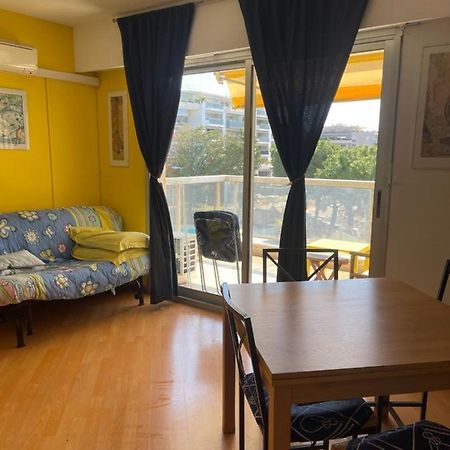 Appartement Bord De Mer Avec Piscine Cagnes-sur-Mer Bagian luar foto